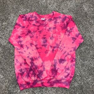 Reverse tie dye sweatshirt w/purple